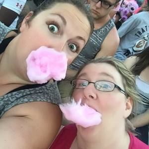 Meet your Posher, Sabrina