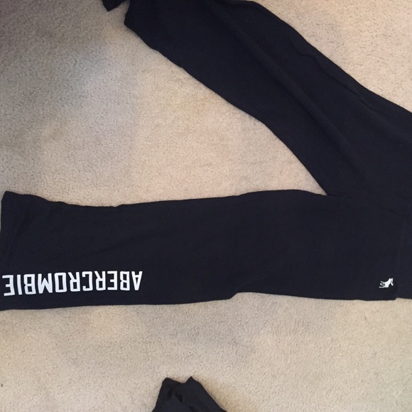 Abercrombie & Fitch sweatpants!! Dark blue !!