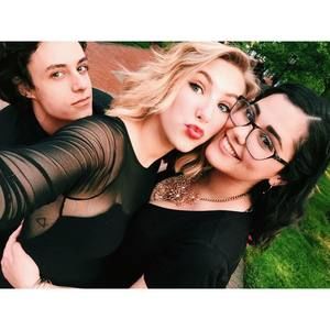 Meet your Posher, Lucy