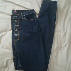 High Waisted Jeans