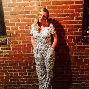 Meet your Posher, Caroline