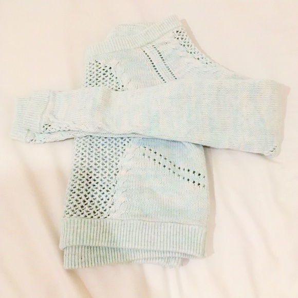 Lululemon Cropped Knit Sweater - Light Blue