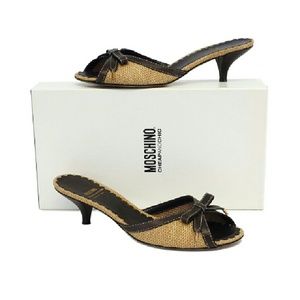 Moschino- Raffia Bow Slide Heels Sz 8.5 Moschino- Raffia Bow Slide Heels Sz 8.5
