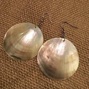 Large Pearl shell earings