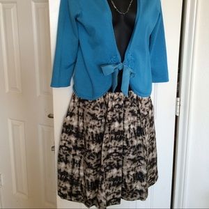 Ann Taylor Silk Blend  Skirt Size 10 with Pockets!!