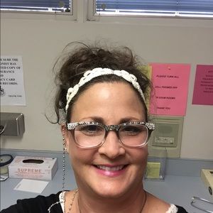 Meet your Posher, Tonya