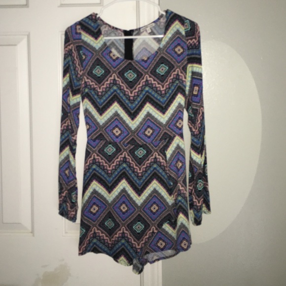 Aztec romper - Picture 2 of 2
