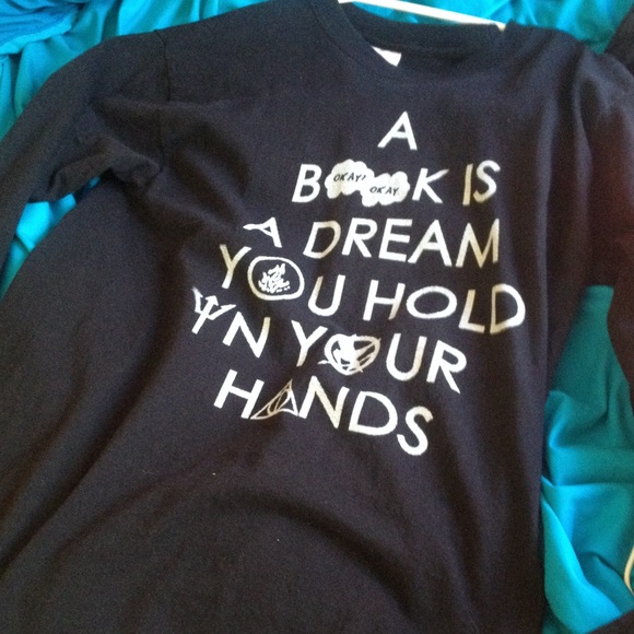 TRADE. Long sleeve shirt
