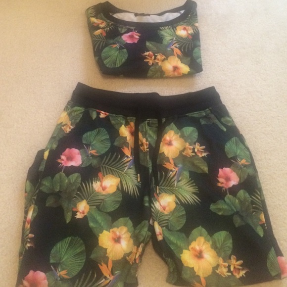 Matching Against All Odds jogging outfit