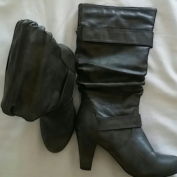 Madden Girl Boots Size 7 M - Picture 2 of 4