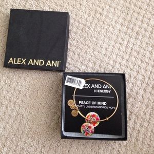 NWOT Alex and Ani bracelet