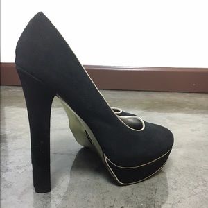 Steve Madden Black Platform Heels