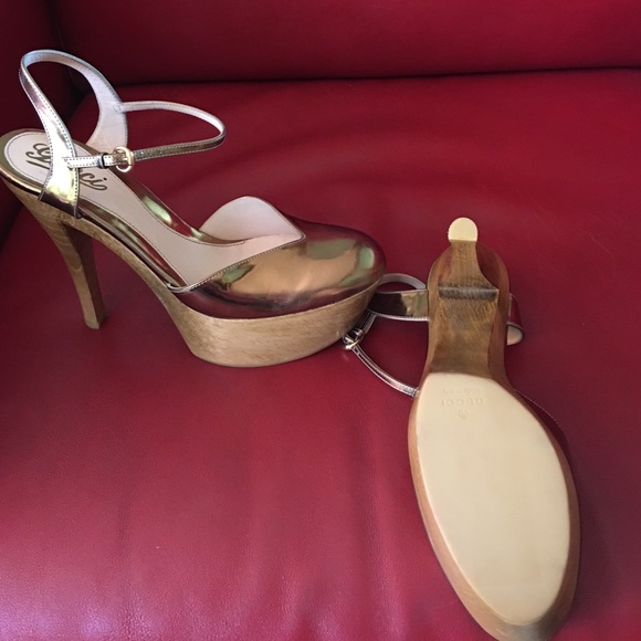Gucci metallic leather and wood platform heels NBW - Picture 2 of 4