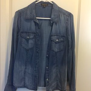 Trouve (Nordstrom) denim button down short