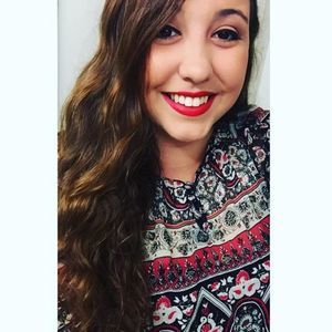 Meet your Posher, Alyssa