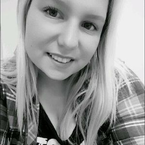 Meet your Posher, Faith