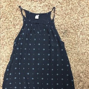 GAP TANK TOP THAT HAS ONLY BEEN WORN TWICE