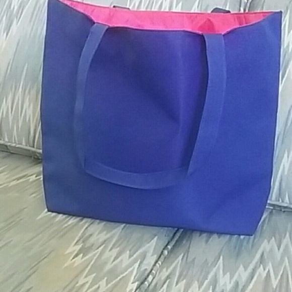 Beach  tote - Picture 2 of 2