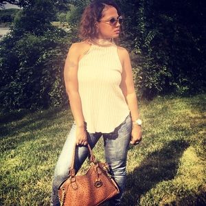 Turtle neck tank top