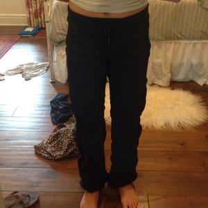 Flow he Lululemon pants black