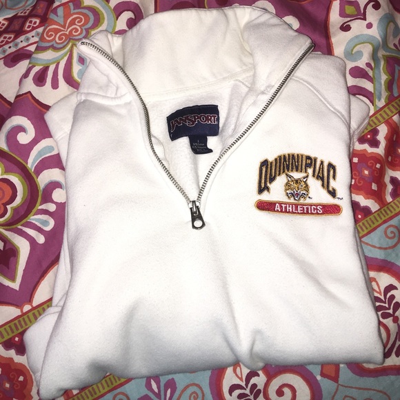 quinnipiac university sweatshirts