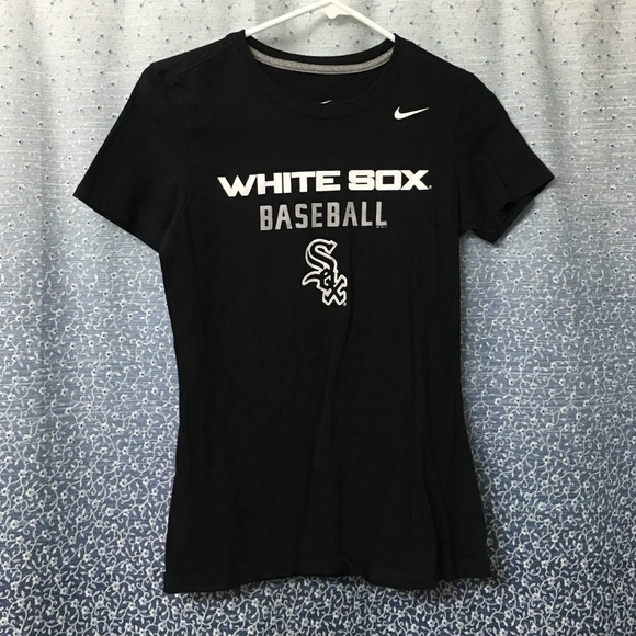 Nike slim fit Chicago white sox baseball shirt