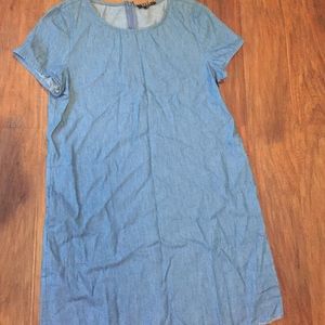 Blue jean dress.. With pockets!