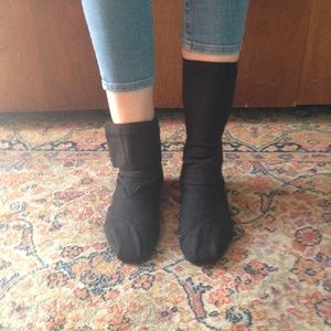 Toms shoes