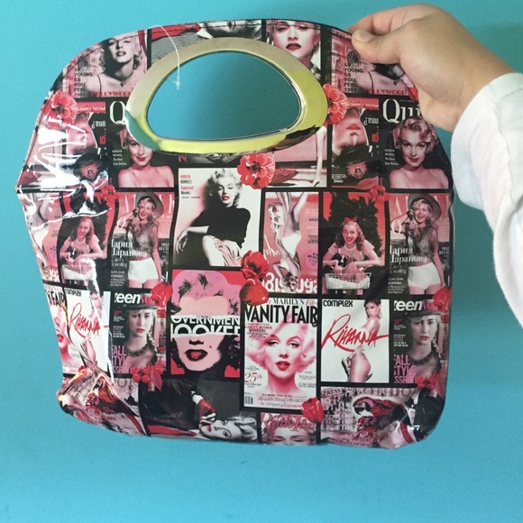 Small vintage purse