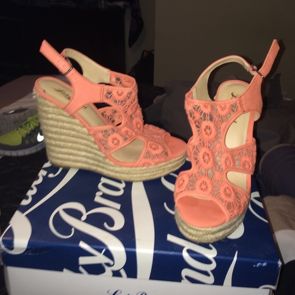 Brand new w/o tags wedges