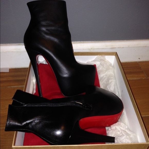 Christian louboutin booties - Picture 1 of 4