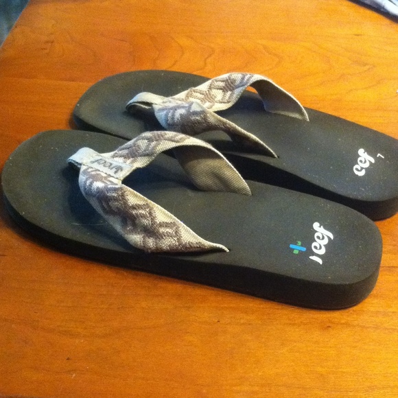 Reef flops - Picture 2 of 2