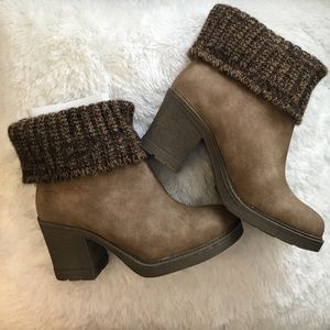 Move Out Sale!! DL Rise N Shine Sweater Cuff Boots