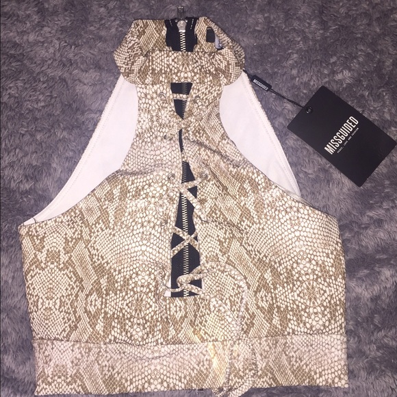 MISSGUIDED Choker Lace Up Snake