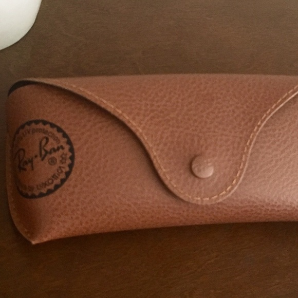 Ray-Ban | 60mm Large Aviator w/ Brow Bar - Picture 3 of 3