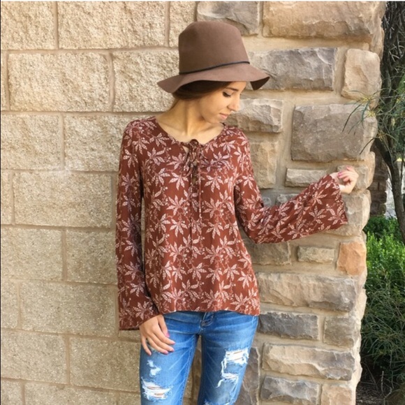 Bell Sleeve Lace Up V-Neck Blouse - Picture 3 of 4