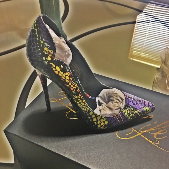 KASH pumps by Lust for life