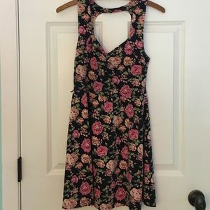 Floral Forever 21 Dress💗