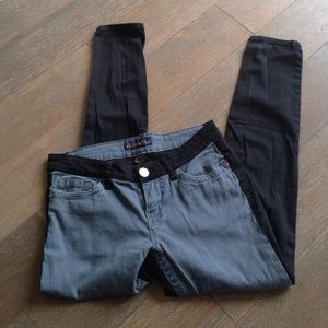 Gray & black colorblock skinny jeans
