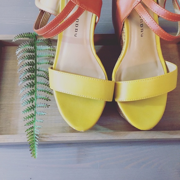 Chinese Laundry Shoes - Color Block Platfom Shoes