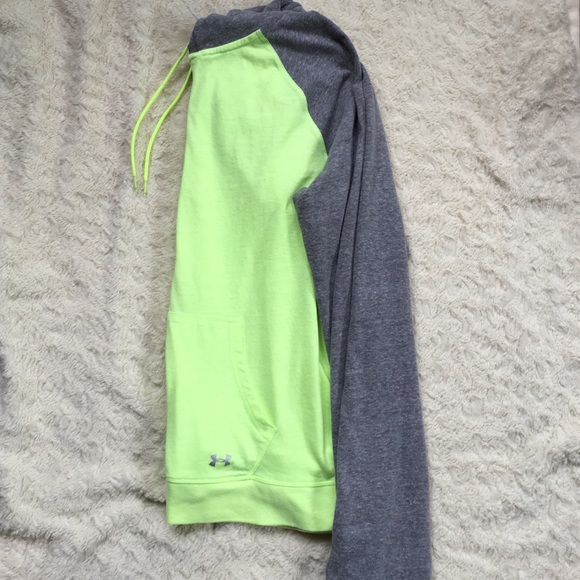 Under Armour XL hoodie