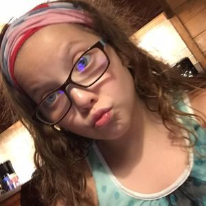 Meet your Posher, Lily