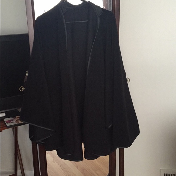 Gorgeous Cape Jacket - image 1