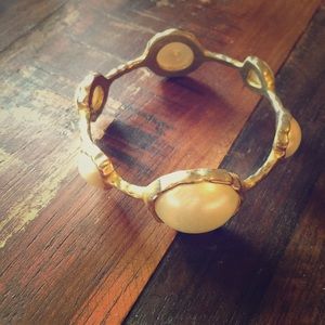 Pearl and gold bangle