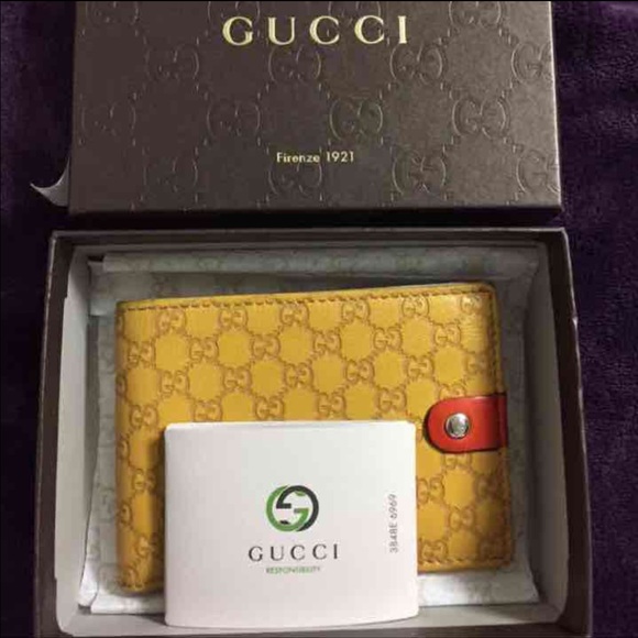 ❌SOLD❌Gucci Wallet - Picture 2 of 4
