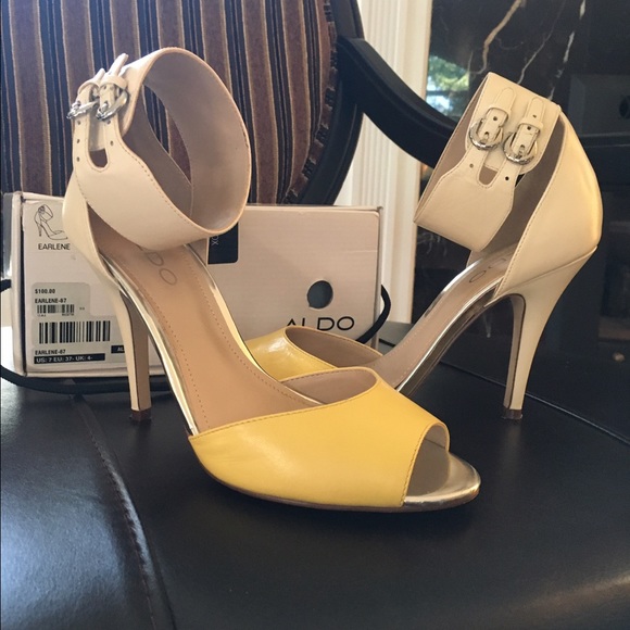 Earlene double strap sandal - Picture 3 of 3