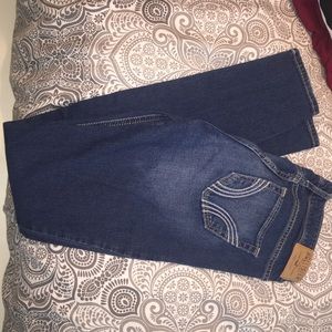 dark wash hollister jeans