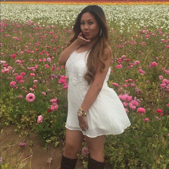 Meet your Posher, Mona - Picture 2 of 2