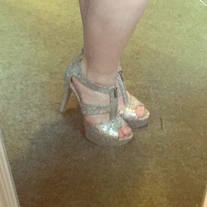 Michael Kors Glitter Peep Toe Pump