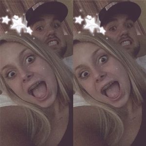 Meet your Posher, Claire